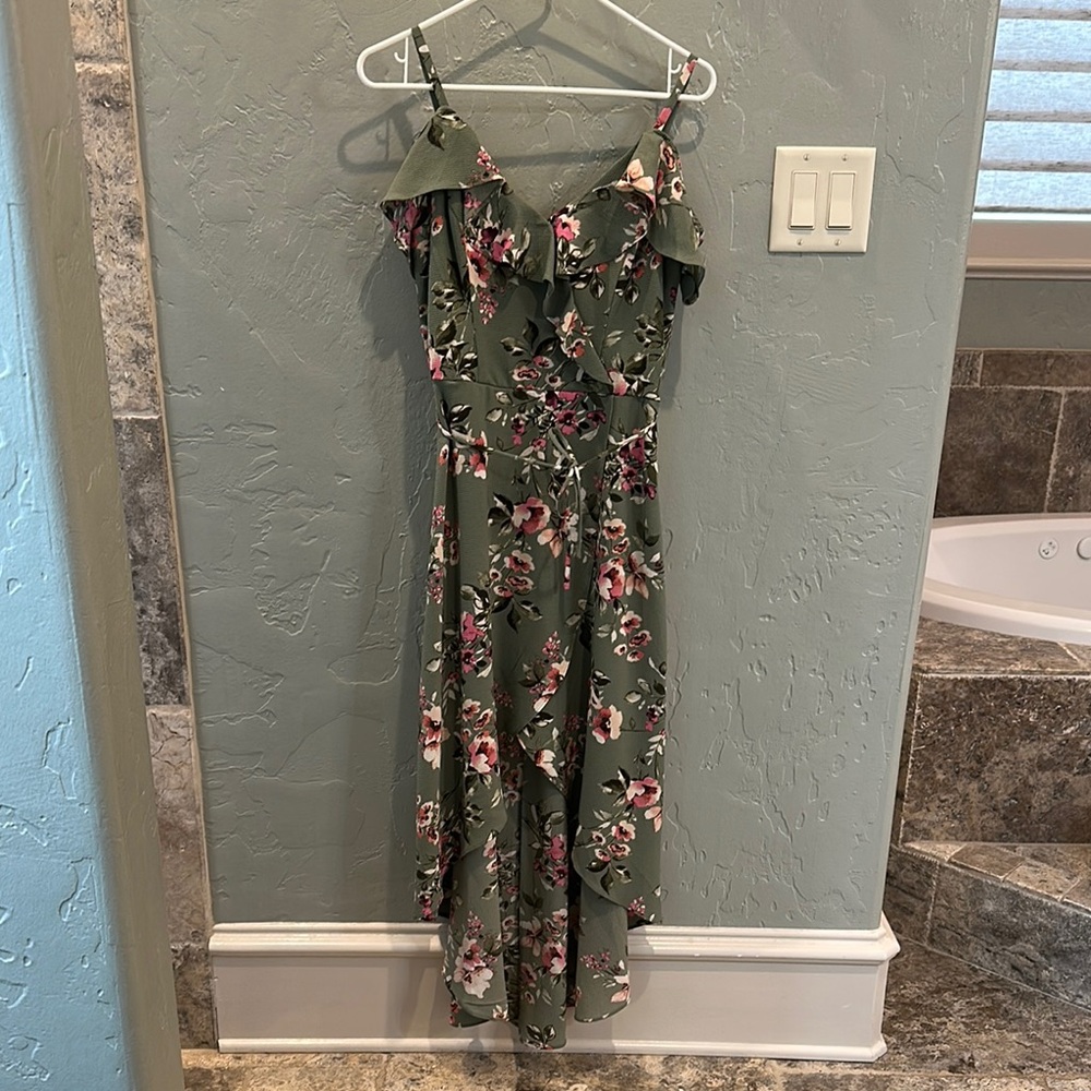 Juniors Floral Green Ruffle Dress